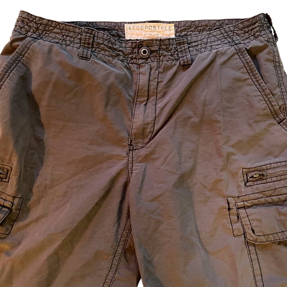 Aeropostale Mens Cargo Shorts Size 36 Gray Multiple Pockets Zip Durable Casual - Picture 2 of 10